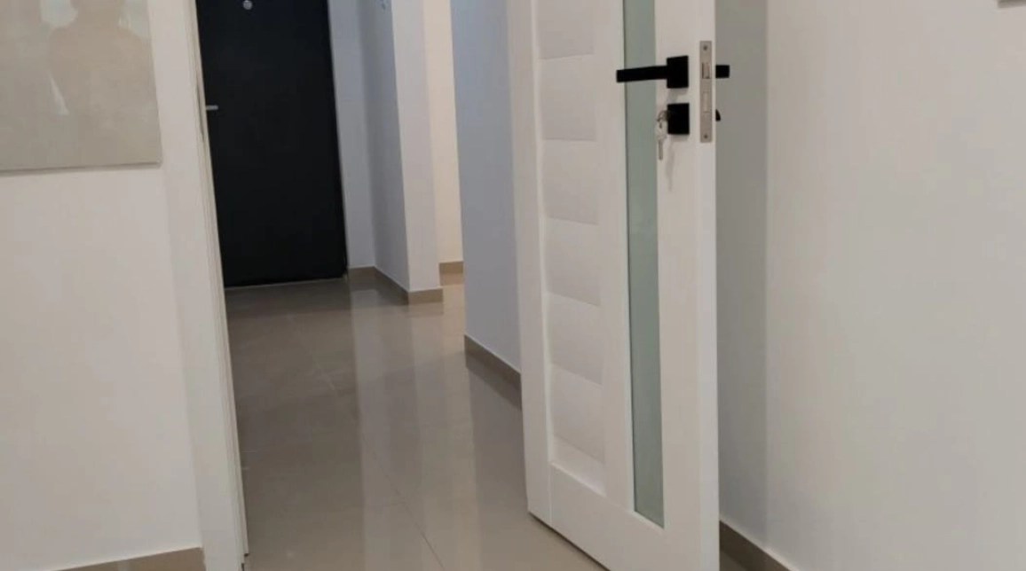Oferta Apartament, 2 camere, decomandat, 55 mp , Alexandru cel Bun, de vanzare,  Zimbru imagine 4