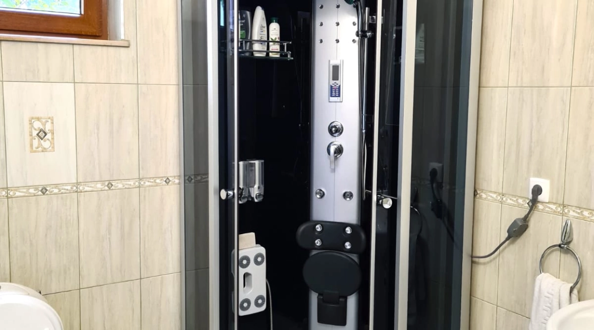 Oferta Casa, 5 camere, 203 mp , Tatarasi, de vanzare,  in spate la posta imagine 10