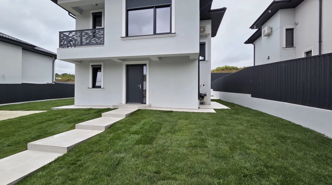 Oferta Casa de vanzare, 4 camere, 120 mp , Miroslava,  1,2 km de Family Market imagine 14