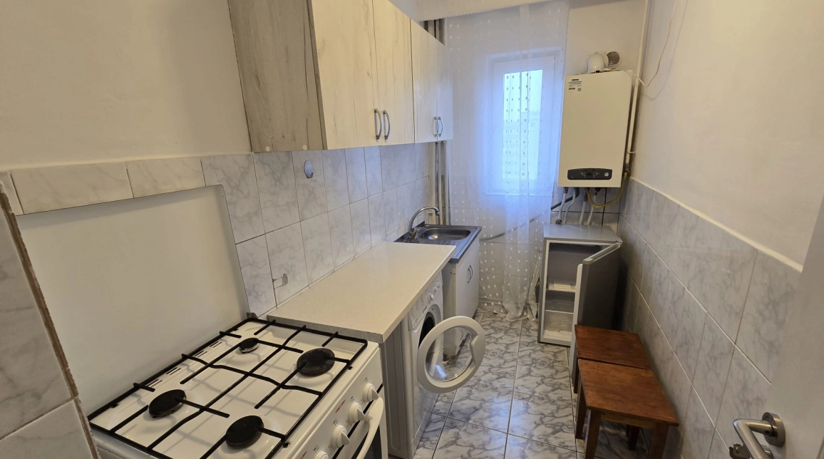 Oferta Apartament, 2 camere, decomandat, 50 mp , Alexandru cel Bun, de inchiriat,  Profi imagine 4