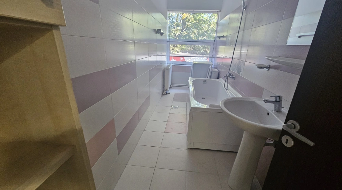 Oferta Apartament nou de vanzare, 2 camere, decomandat, 60 mp , Podul de Fier,  Moara de Vant imagine 5