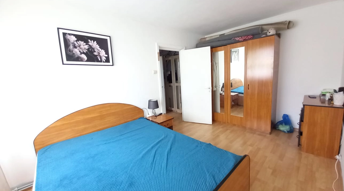 Oferta 2 camere, semidecomandat, 50 mp , de vanzare apartament in zona Podu Ros,  Pasapoarte imagine 9