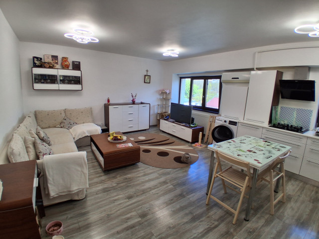 De vanzare apartament, 3 camere,  decomandat ,  70 mp , Pacurari,  (MOARA DE FOC, LUKOIL) 162392