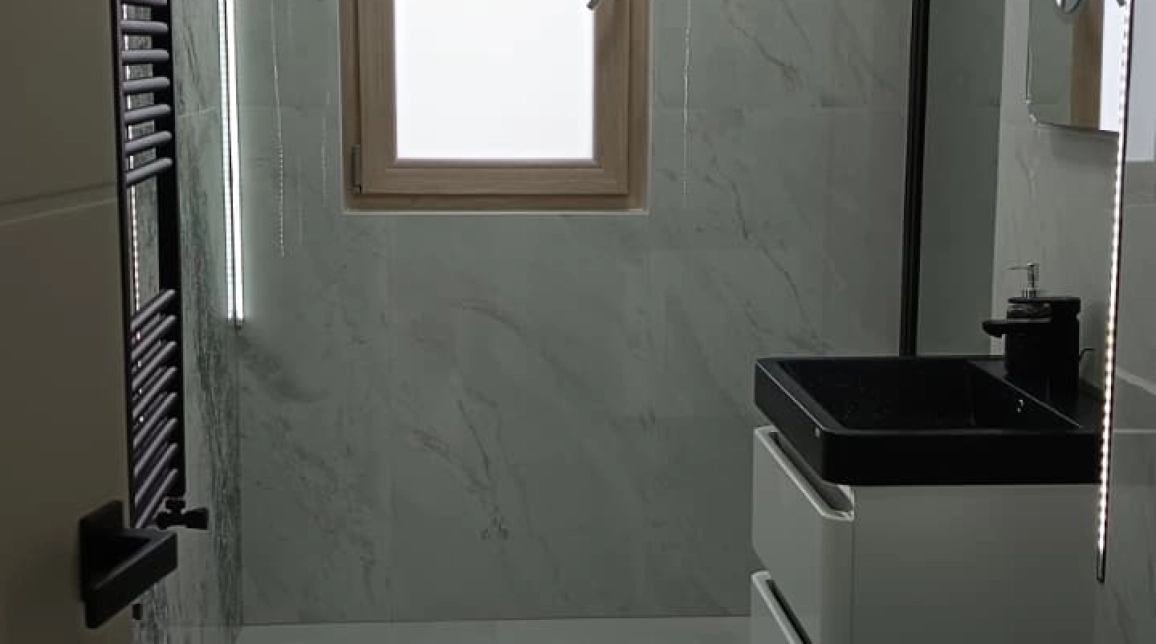 Oferta 4 camere, 106 mp , de vanzare casa in zona Valea Lupului,  mai sus de str Victoriei imagine 2