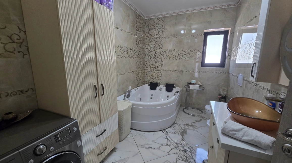 Oferta Casa de vanzare, 5 camere, 140 mp , Bucium,  Ami Pizza imagine 13