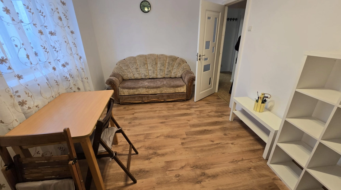 Oferta Apartament, 2 camere, decomandat, 50 mp , Alexandru cel Bun, de inchiriat,  Profi imagine 2