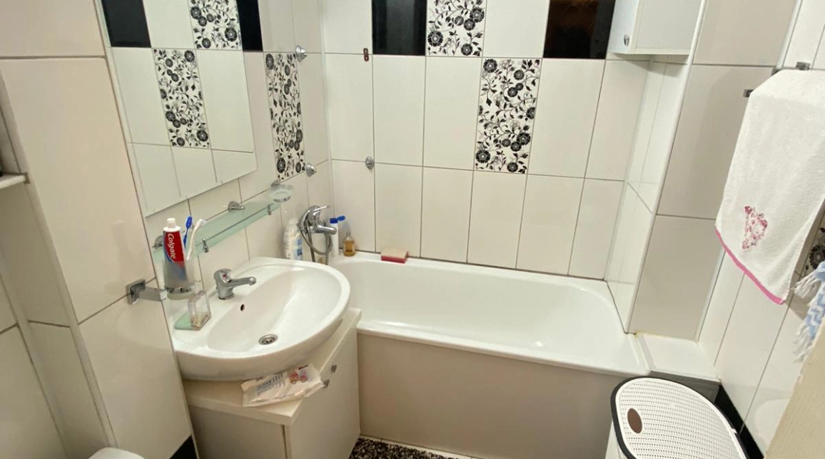 Oferta Apartament, 3 camere, semidecomandat, 65 mp , Podu Ros, de vanzare,  Primaverii - Pasapoarte imagine 14