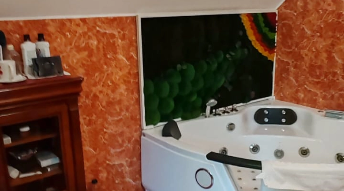 Oferta Casa, 5 camere, 203 mp , Tatarasi, de vanzare,  in spate la posta imagine 8
