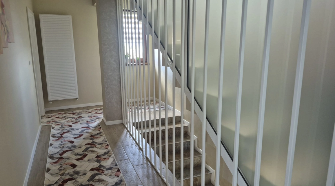 Oferta Casa, 4 camere, 115 mp , Miroslava, de vanzare,  Transanapet imagine 17