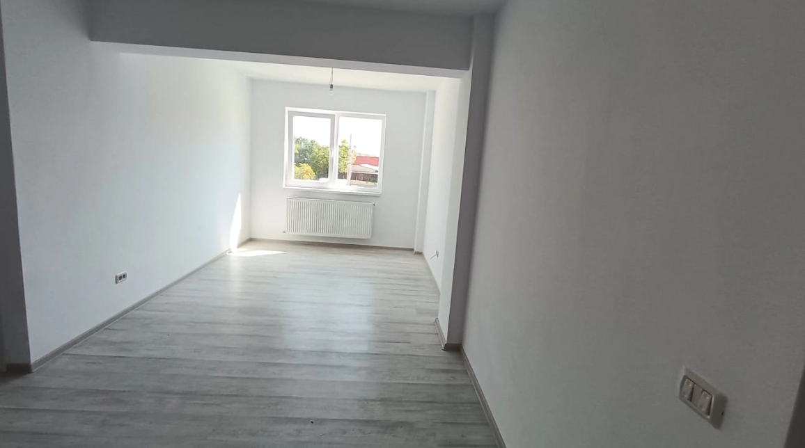 Oferta Apartament nou de vanzare, 3 camere, , 79 mp , Valea Lupului,  Antibiotice imagine 2