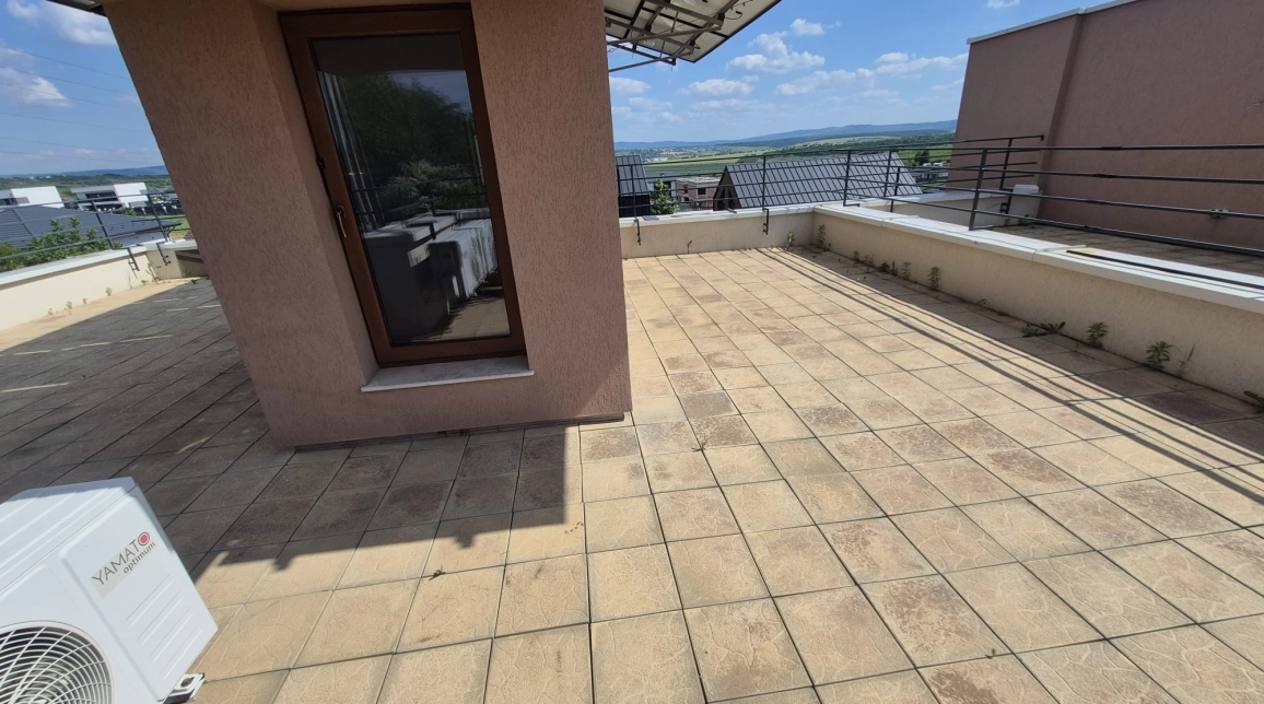 Oferta Casa, 4 camere, 115 mp , Miroslava, de vanzare,  Transanapet imagine 18