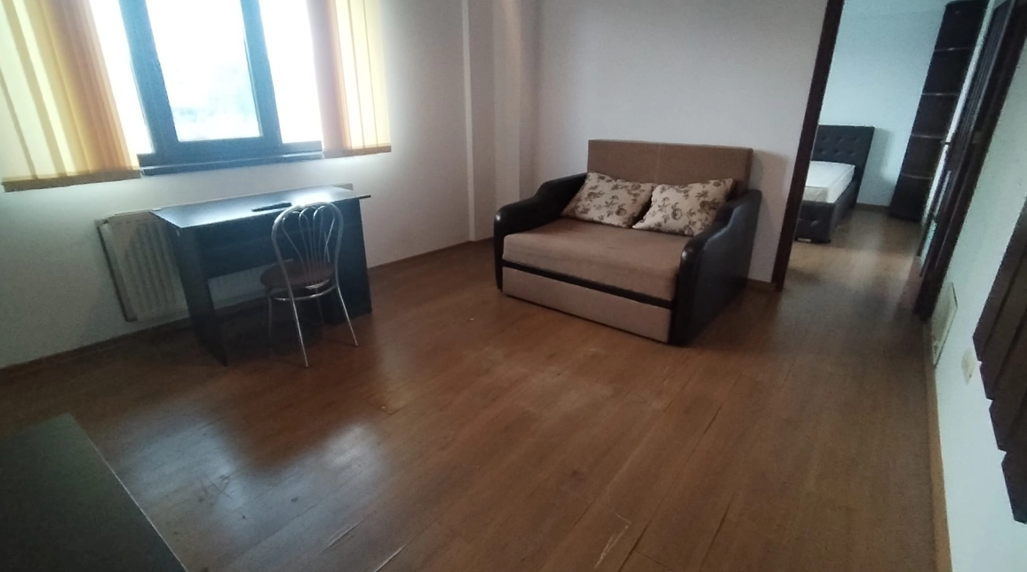Oferta Central apartament 40 mp , 2 camere, semidecomandat, de inchiriat,  Pallas Campus  imagine 5