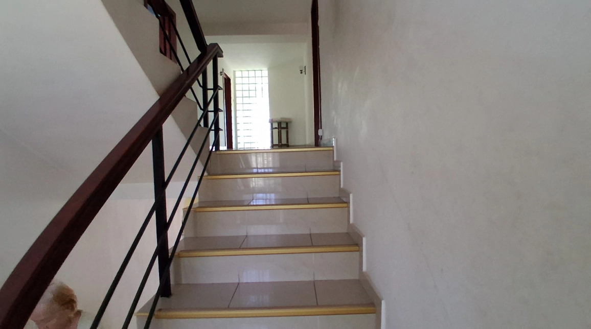 Oferta De vanzare casa, 5 camere, 390 mp , Bucium,   imagine 4