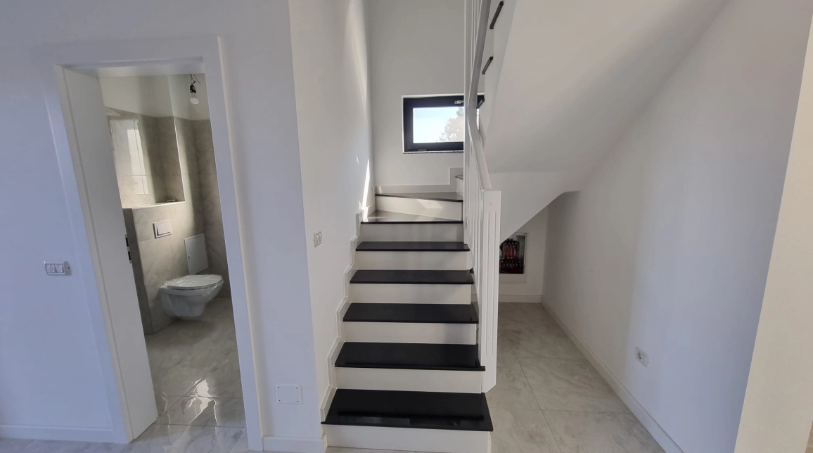 Oferta Bucium casa 120 mp , 4 camere, de vanzare,  Primaria Barnova imagine 13