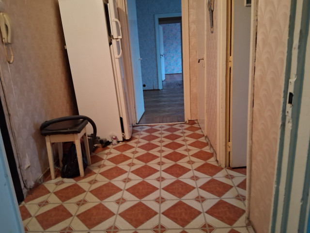 Podu Ros apartament  65 mp , 3 camere,  semidecomandat , de vanzare,  (Salubris) 161169
