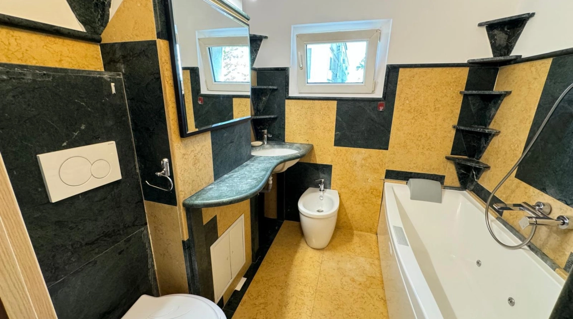 Oferta Apartament de vanzare, 4 camere, semidecomandat, 64 mp , Mircea cel Batran,  Complex Mircea cel Batran imagine 13