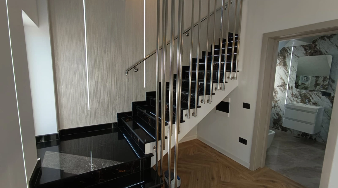 Oferta De vanzare casa, 4 camere, 106 mp , Valea Lupului,   imagine 1