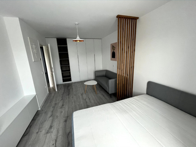 Apartament, o camera,  decomandat ,  39 mp , Poitiers, de inchiriat,  (Aumovio) 162381