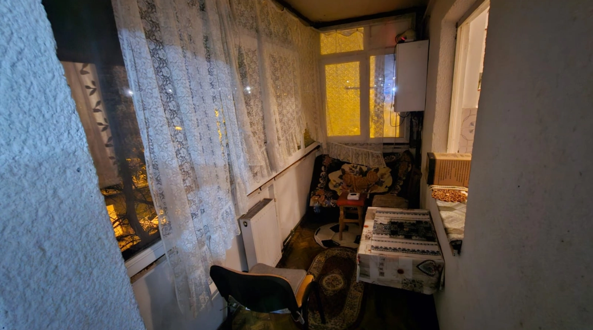 Oferta De vanzare apartament, 3 camere, decomandat, 72 mp , Nicolina,  PRIMA STATIE , NICOLINA 2 imagine 4