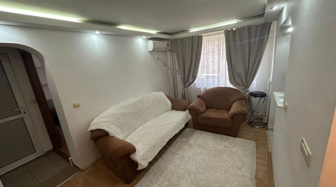 Oferta Podu Ros apartament 40 mp , 3 camere, semidecomandat, de vanzare,  Salubris imagine 8