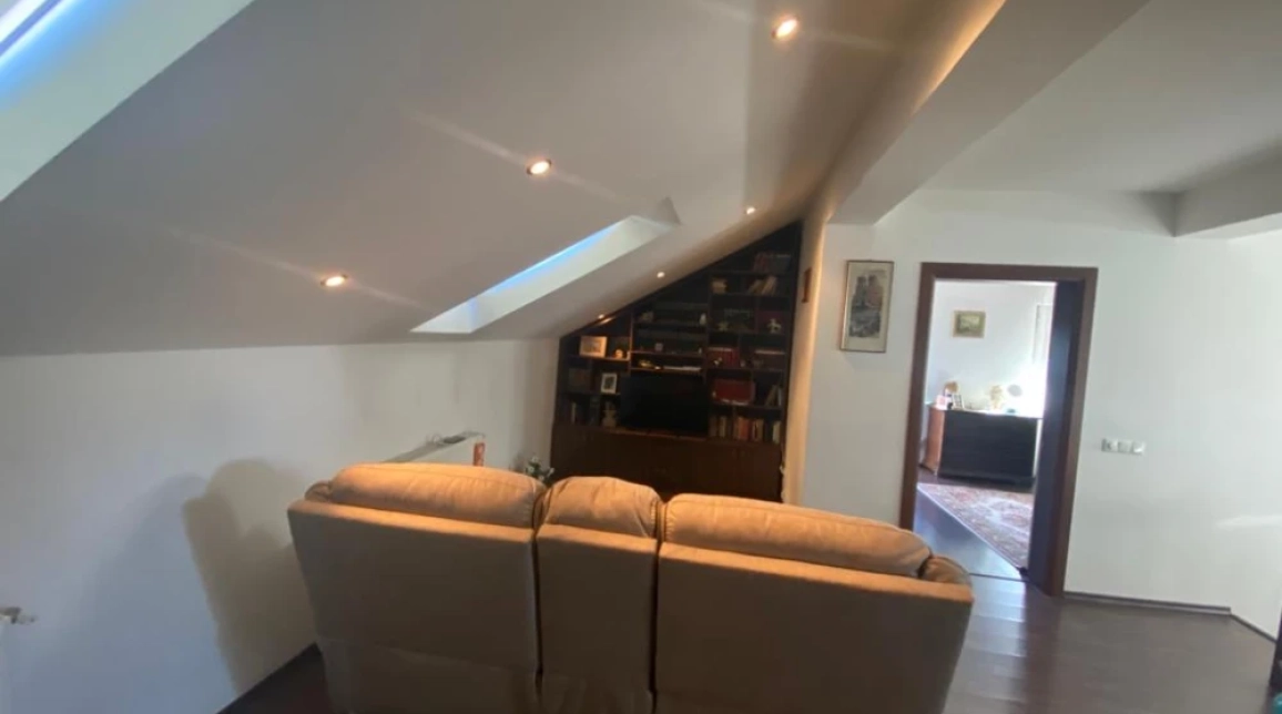 Oferta Valea Lupului casa 180 mp , 0 camere, de vanzare,  Mega Image imagine 8