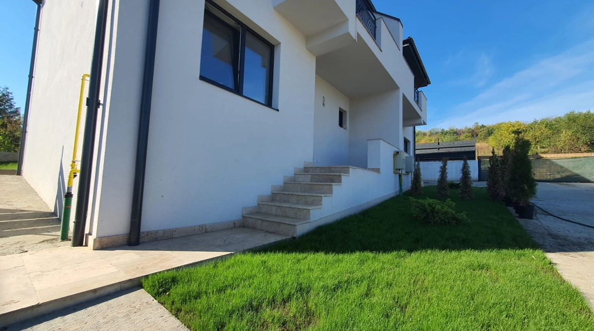 Oferta Bucium casa 100 mp , 4 camere, de vanzare,  Visan imagine 2