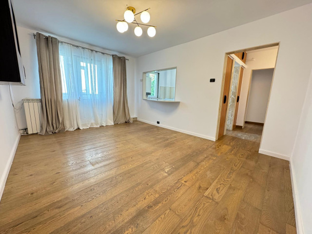 Apartament de vanzare, 4 camere,  semidecomandat ,  64 mp , Mircea cel Batran,  (Complex Mircea cel Batran) 162705