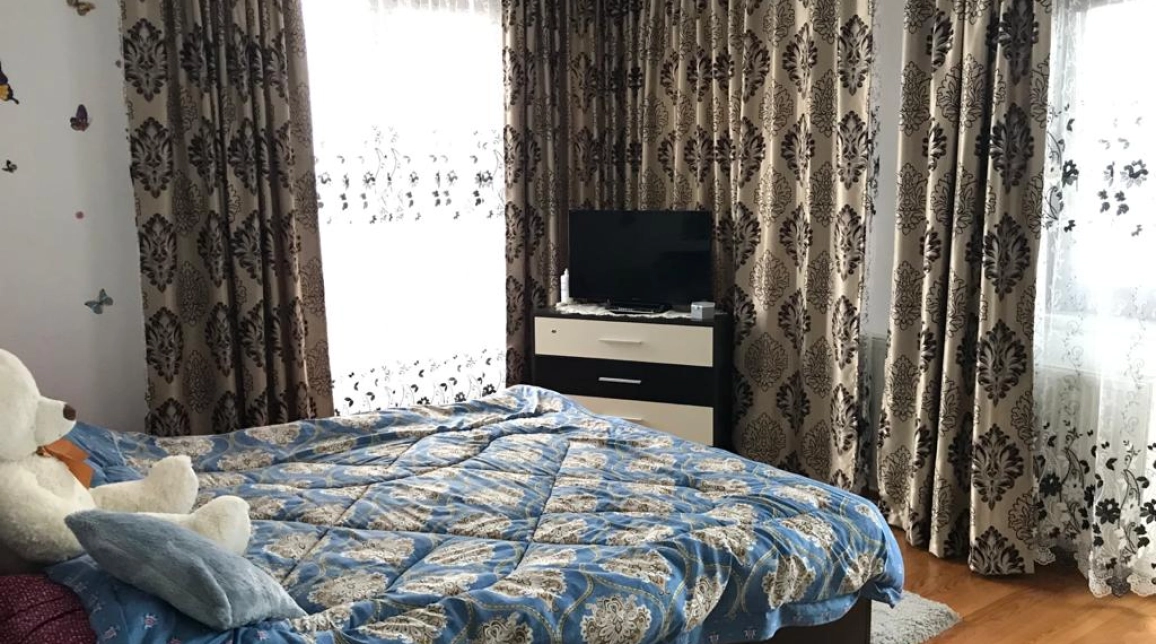 Oferta Miroslava casa 160 mp , 5 camere, de vanzare,  Dupa  liceul Agricol imagine 8