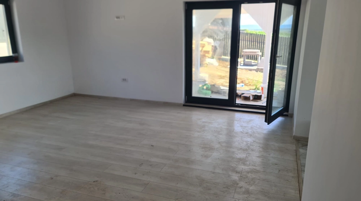 Oferta Casa, 3 camere, 86 mp , Vorovesti, de vanzare,   imagine 2