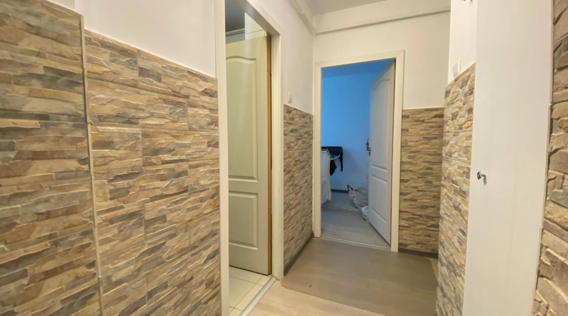 Oferta Apartament, 3 camere, semidecomandat, 65 mp , Podu Ros, de vanzare,  Primaverii - Pasapoarte imagine 9