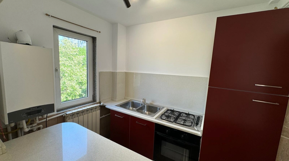 Oferta Apartament de vanzare, 4 camere, semidecomandat, 64 mp , Mircea cel Batran,  Complex Mircea cel Batran imagine 12