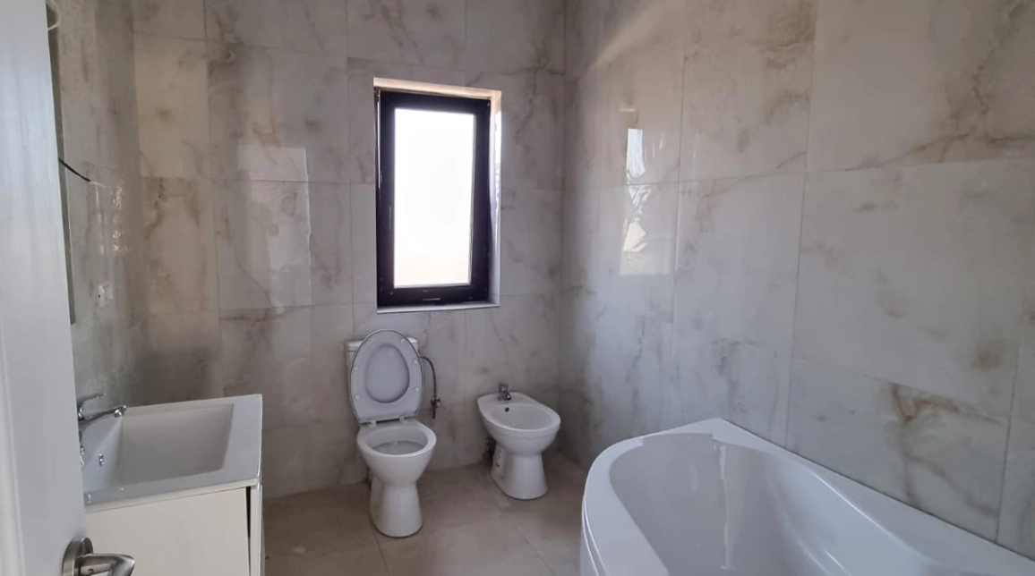 Oferta Casa de vanzare, 3 camere, 100 mp , Valea Lupului,  Antibiotice imagine 4