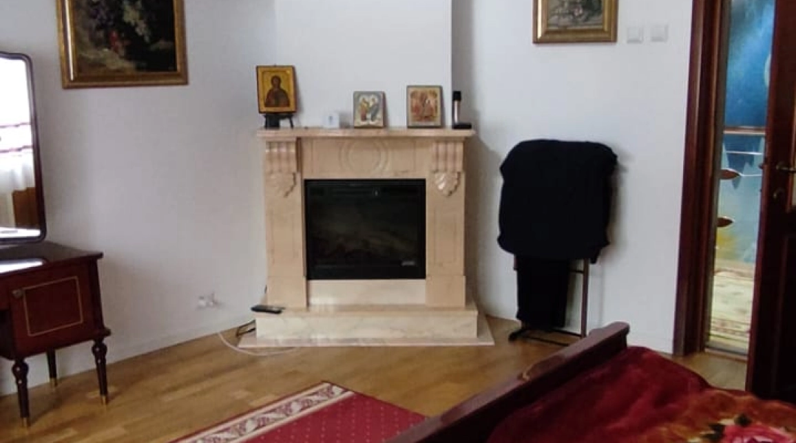 Oferta Casa, 5 camere, 203 mp , Tatarasi, de vanzare,  in spate la posta imagine 1