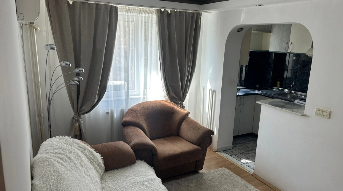 Oferta Podu Ros apartament 40 mp , 3 camere, semidecomandat, de vanzare,  Salubris imagine 5