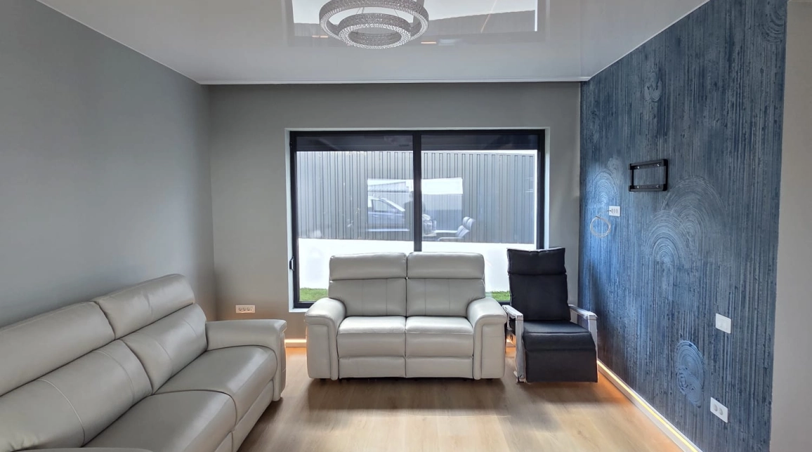 Oferta Casa de vanzare, 4 camere, 120 mp , Miroslava,  1,2 km de Family Market imagine 2
