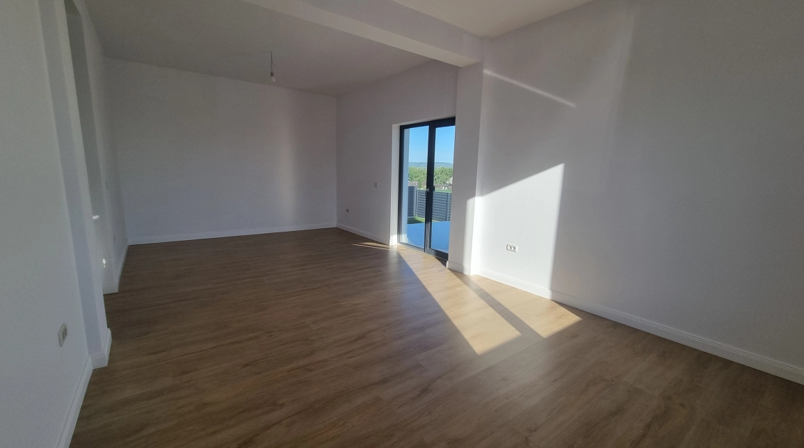 Oferta Casa de vanzare, 4 camere, 106 mp , Valea Adanca,  5 Drumuri imagine 2