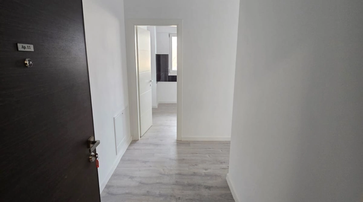 Oferta 2 camere, decomandat, 58 mp , de vanzare apartament in zona Nicolina,  Nicolina 2 - Bd Poitiers, cu Parcare inclusa imagine 5