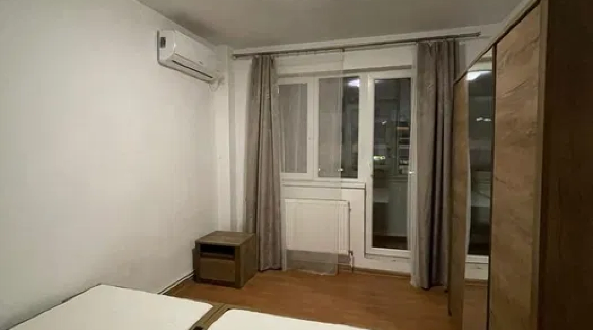 Oferta Apartament de vanzare, 4 camere, decomandat, 91 mp , Tatarasi,  Piata Chirila - Ateneu imagine 5