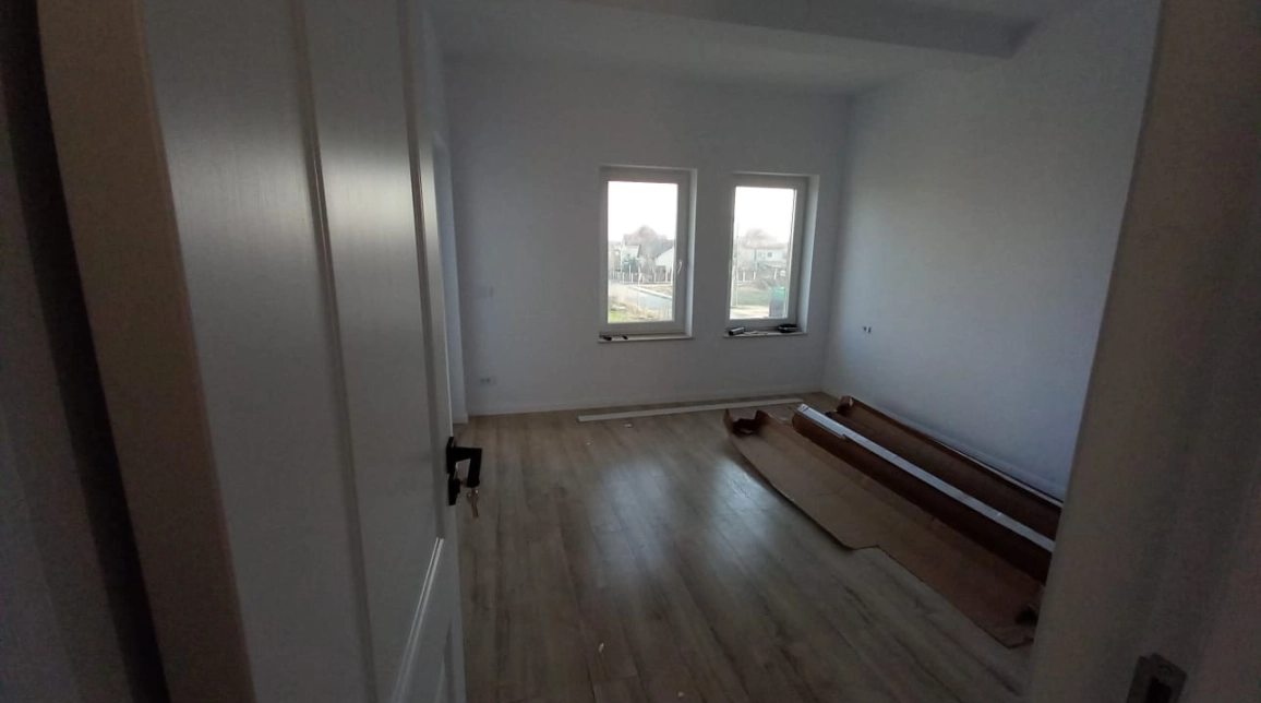 Oferta Casa, 4 camere, 105 mp , Valea Lupului, de vanzare,  Antena Orange imagine 1