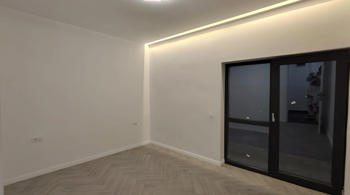 Oferta 4 camere, 131 mp , de vanzare casa in zona Popas Pacurari,  Valea Lupului - Antibiotice imagine 5