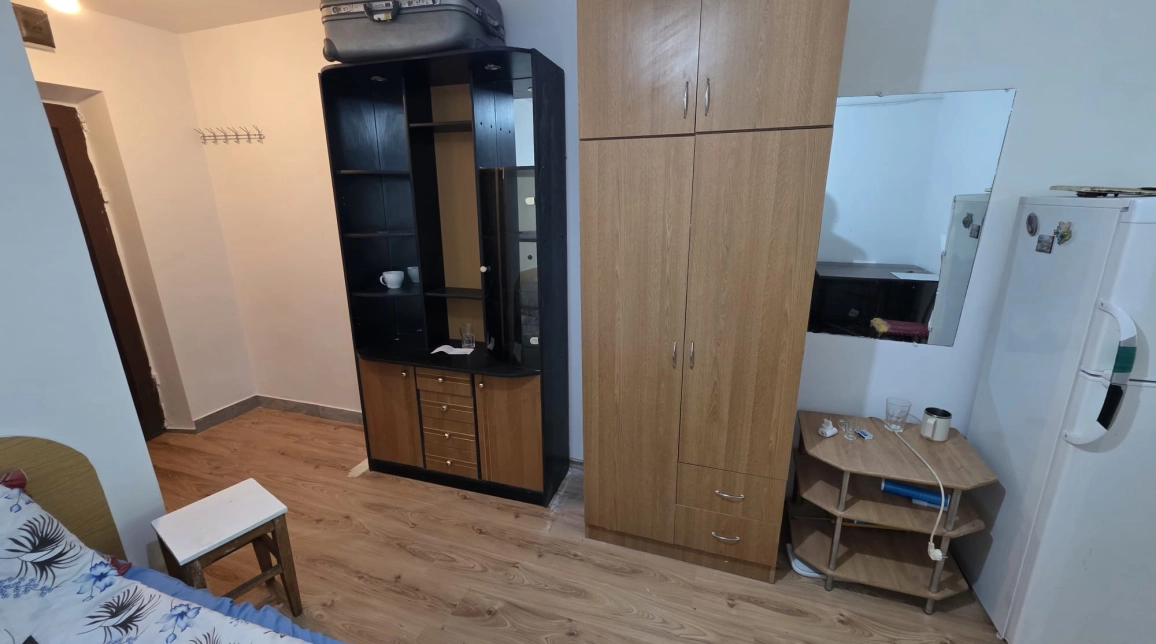 Oferta Apartament, o camera, garsoniera, 24 mp , Tudor Vladimirescu, de inchiriat,  Iulius Mall imagine 5