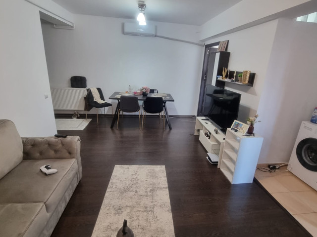 Apartament, 3 camere,  semidecomandat ,  70 mp , CUG, de inchiriat,  (Ideal Residence) 163021
