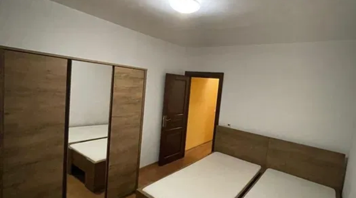 Oferta Apartament de vanzare, 4 camere, decomandat, 91 mp , Tatarasi,  Piata Chirila - Ateneu imagine 4