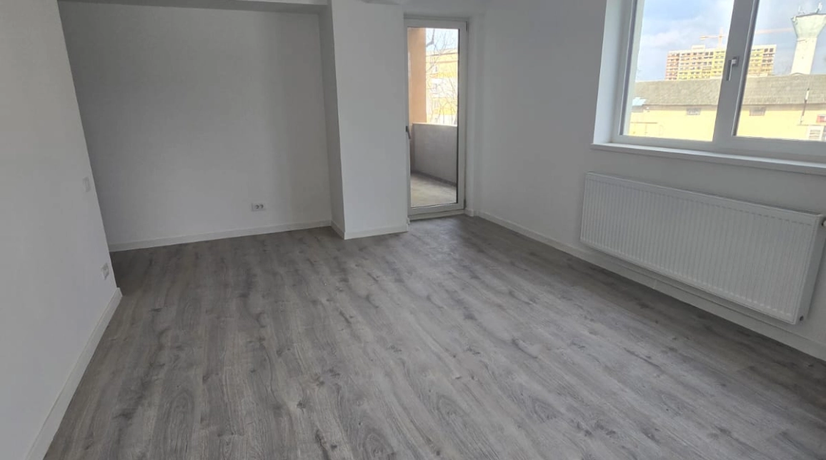 Oferta 2 camere, decomandat, 58 mp , de vanzare apartament in zona Nicolina,  Nicolina 2 - Bd Poitiers, cu Parcare inclusa imagine 2
