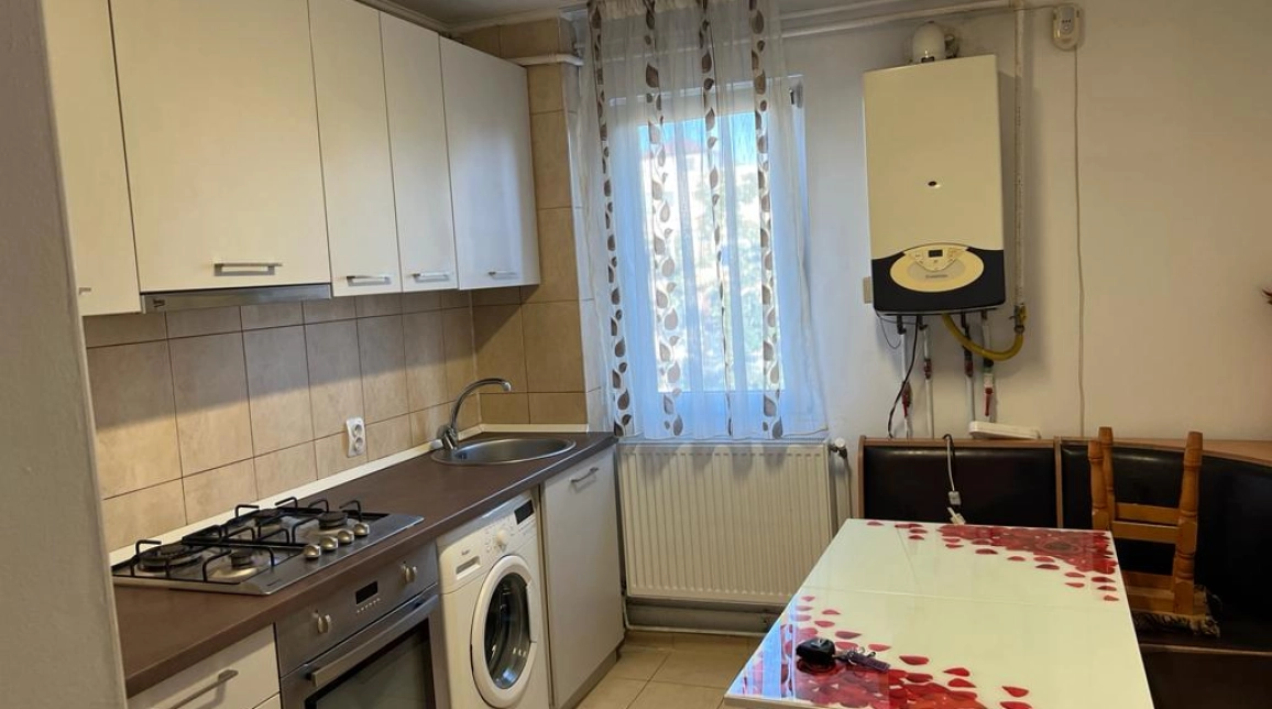 Oferta Podu Ros apartament 54 mp , 2 camere, semidecomandat, de vanzare,  liceul Cantemir imagine 1