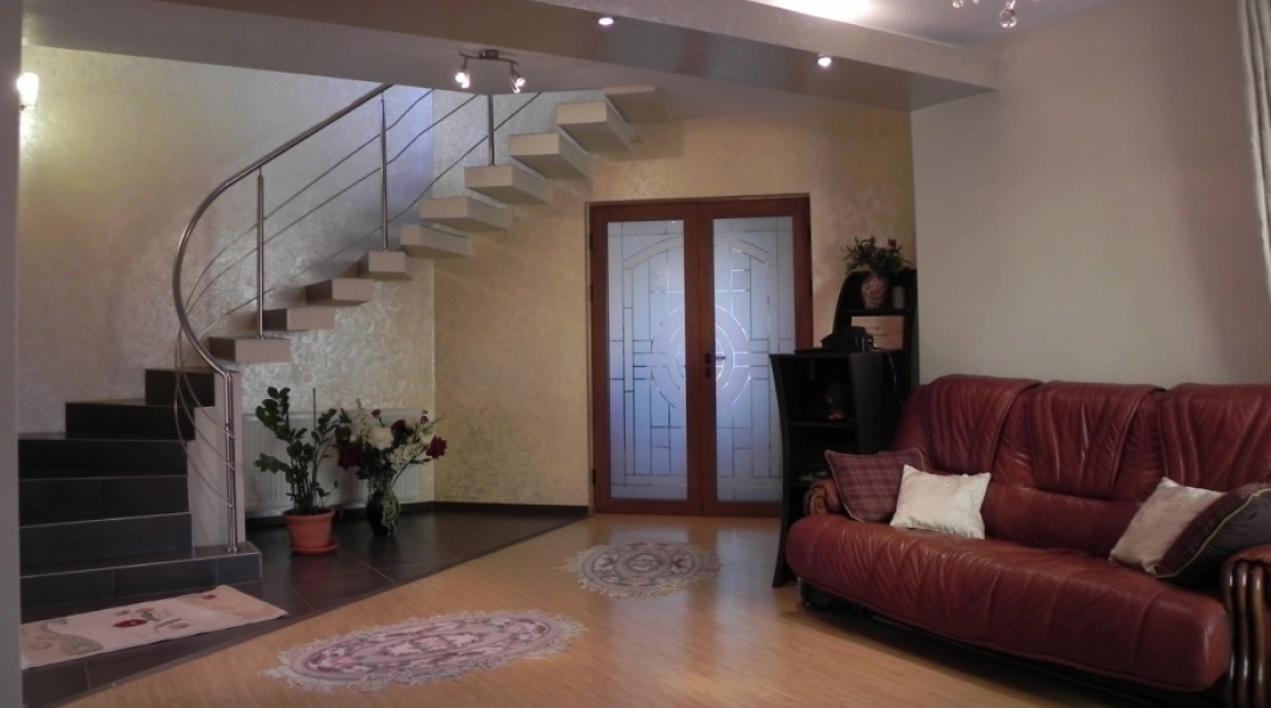 Oferta Pacurari casa 200 mp , 4 camere, de vanzare,  str Culianu imagine 12
