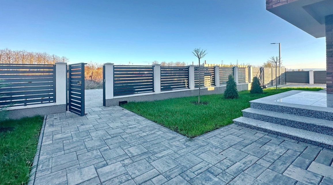Oferta De vanzare casa, 4 camere, 120 mp , Miroslava,  Alin Automobile imagine 6