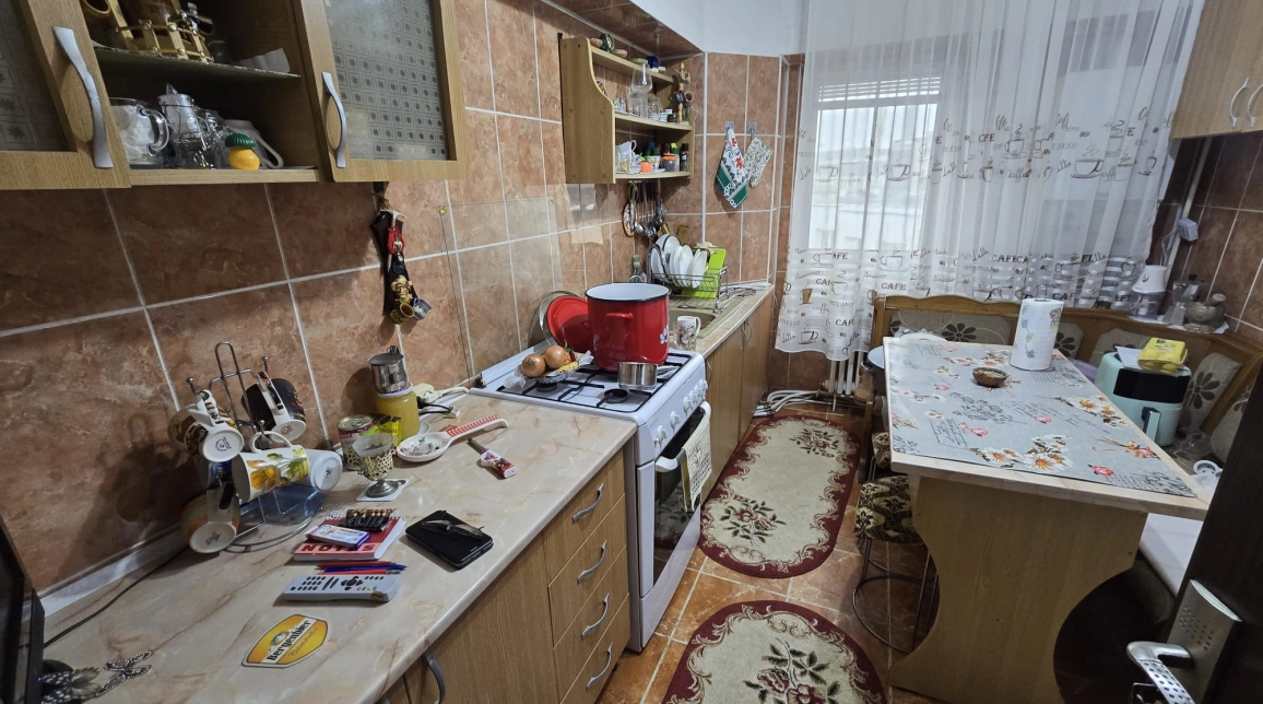 Oferta 5 camere, , 135 mp , de vanzare apartament in zona Baza 3,  carrefour felicia la bulevard imagine 14