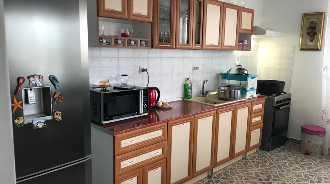 Oferta Miroslava casa 160 mp , 5 camere, de vanzare,  Dupa  liceul Agricol imagine 3