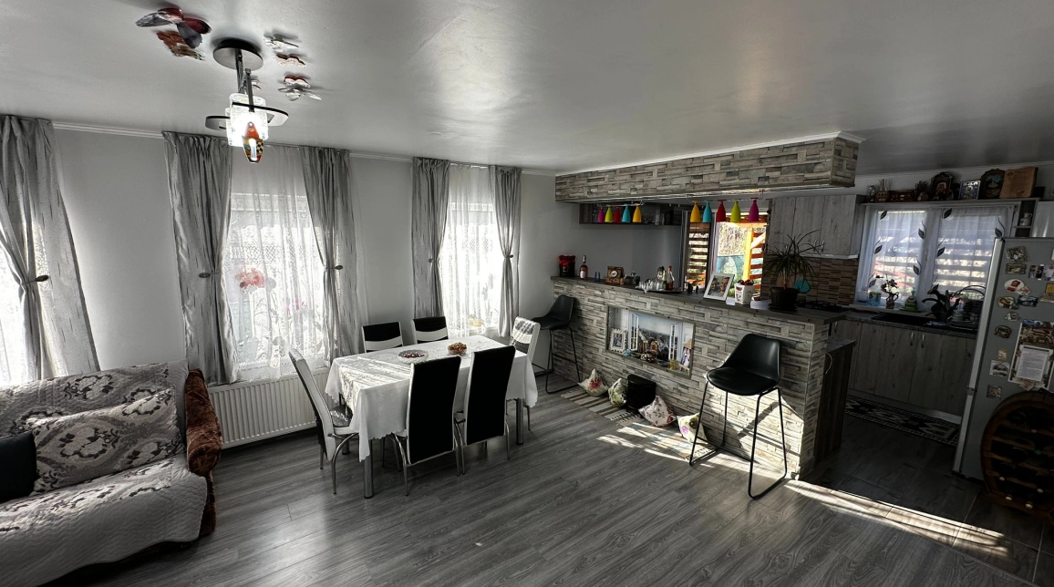 Oferta Casa, 3 camere, 92 mp , Tomesti, de vanzare,  Primarie imagine 7